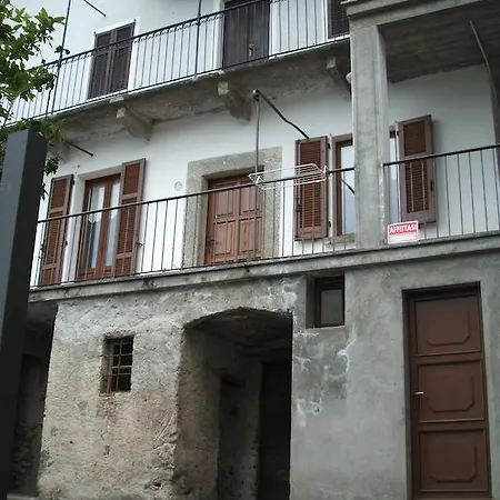 Casa Vacanza Sul Lago Di Como Lägenhet Trezzone