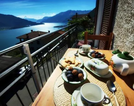 Lägenhet Casa Vacanza Sul Lago Di Como