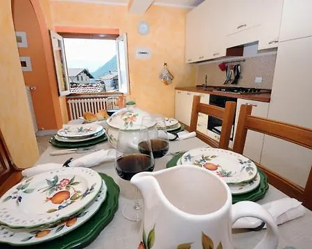 Casa Vacanza Sul Lago Di Como Lägenhet