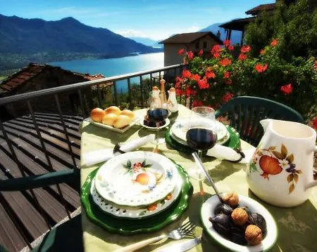 Casa Vacanza Sul Lago Di Como Lägenhet *