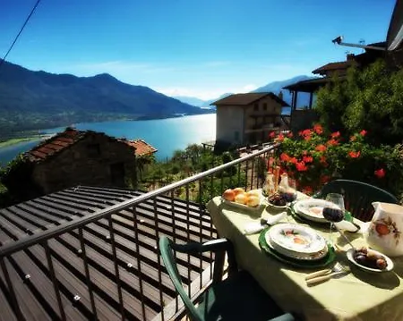 Casa Vacanza Sul Lago Di Como Lägenhet Trezzone